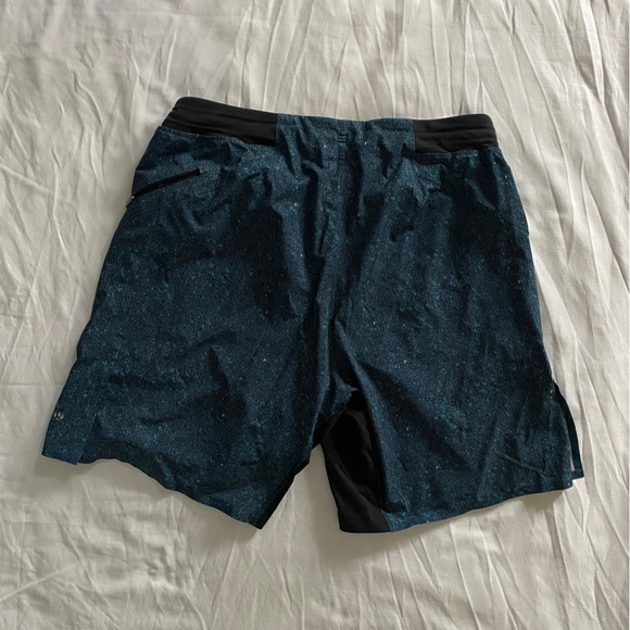 Lululemon shorts - Picture 4 of 4